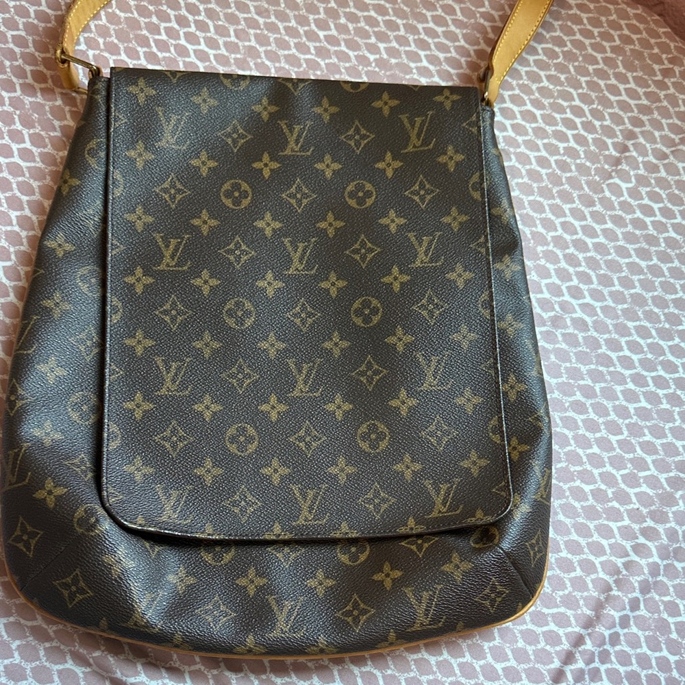 Louis Vuitton Monogram Musette Salsa GM